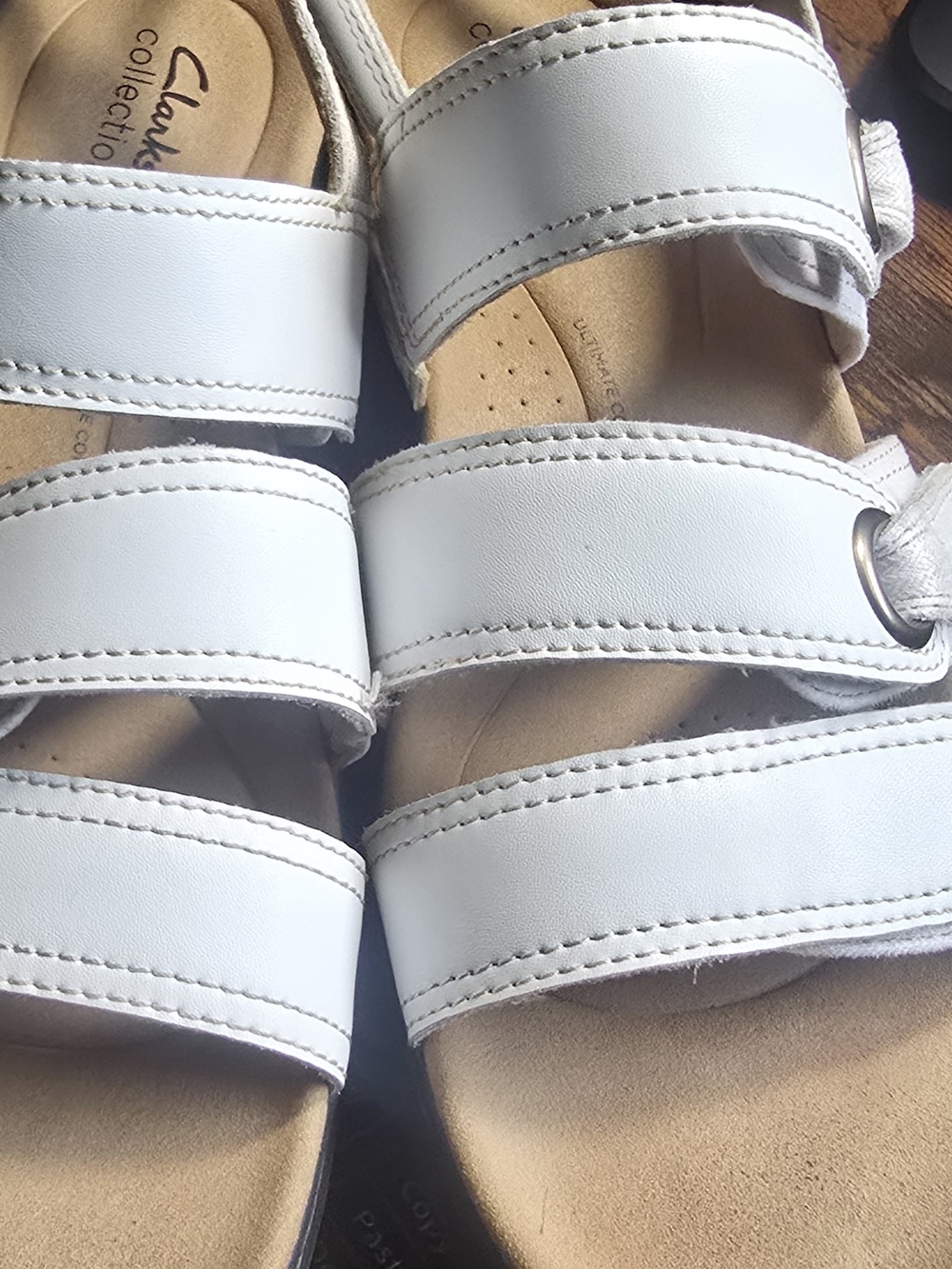 Clarks White Women's Strappy Comfort Sandals - Picture 2 of 4